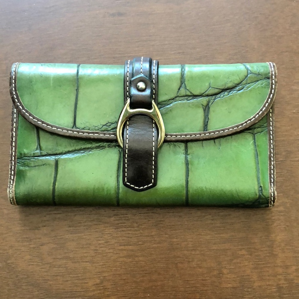 Beautiful Dooney & Burke Wallet Green & Brown EUC